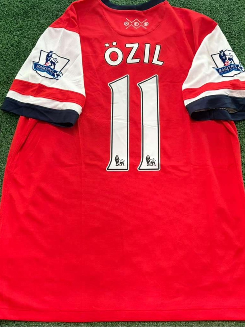 Ozil Arsenal Jersey